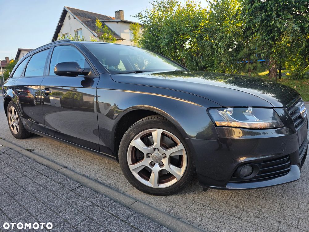 Audi A4 Avant - 14