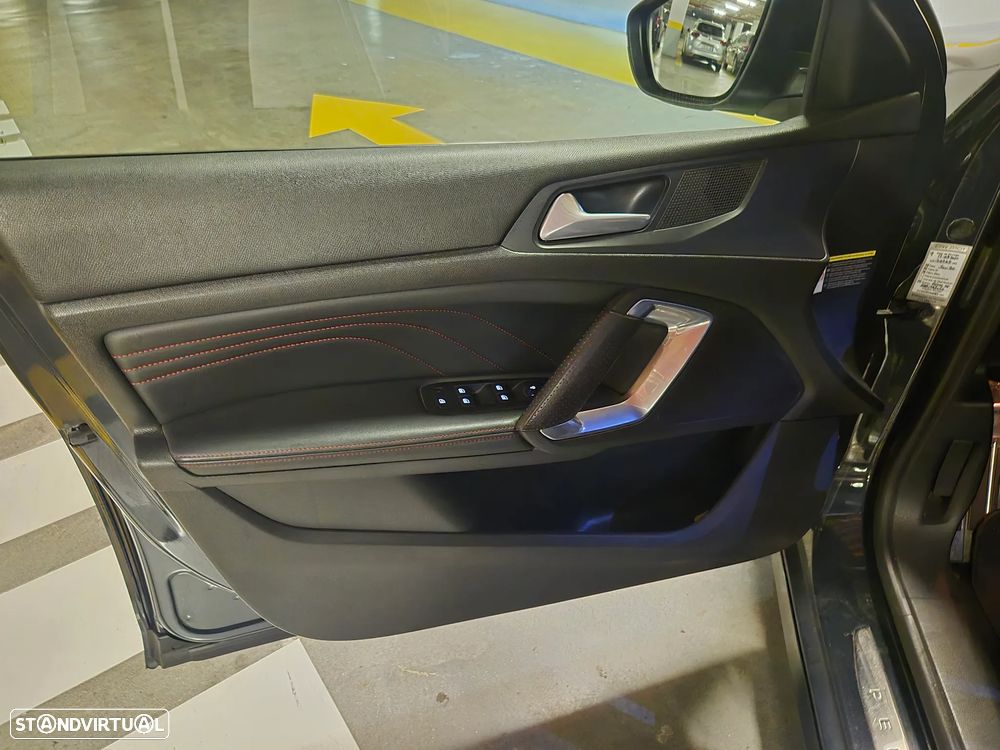Peugeot 308 SW BlueHDi 120 EAT6 Stop & Start GT-Line Edition - 31