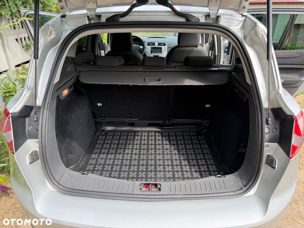 Ford Kuga 2.0 TDCi Titanium - 5