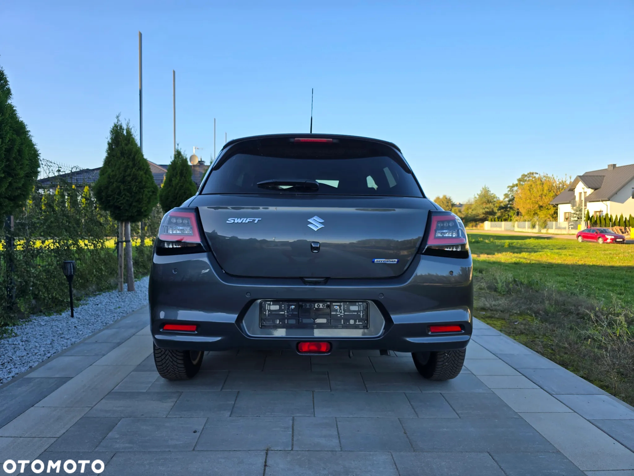 Suzuki Swift 1.2 Dualjet SHVS Premium Plus - 5