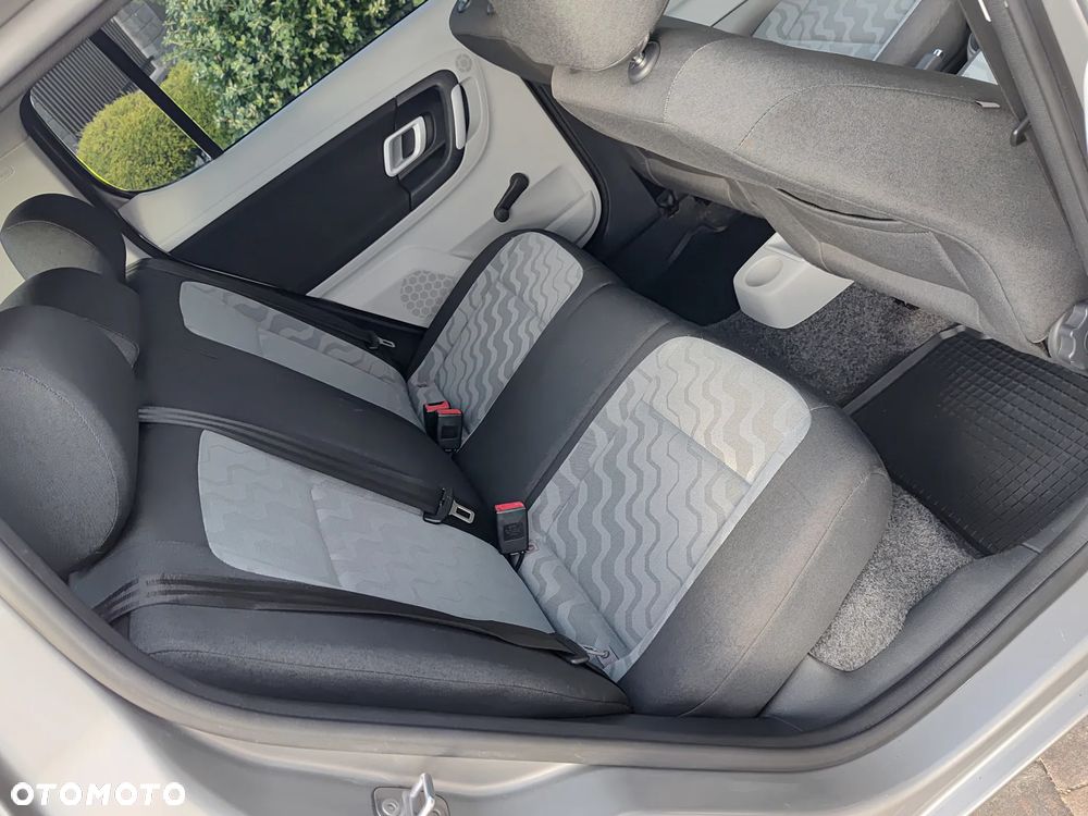 Skoda Fabia 1.4 16V STYLE Edition - 19