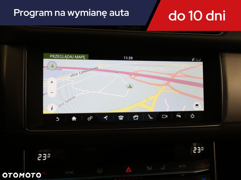 Jaguar XF - 19