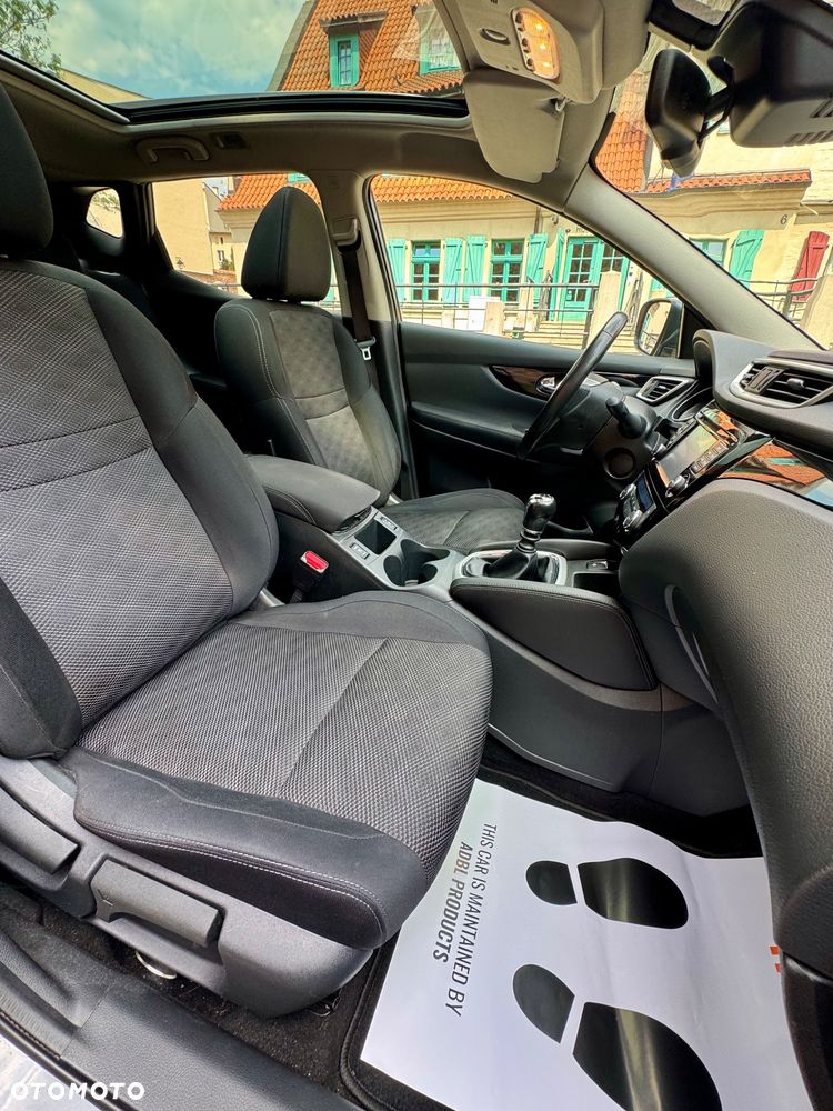 Nissan Qashqai 1.2 DIG-T N-Connecta EU6 - 23