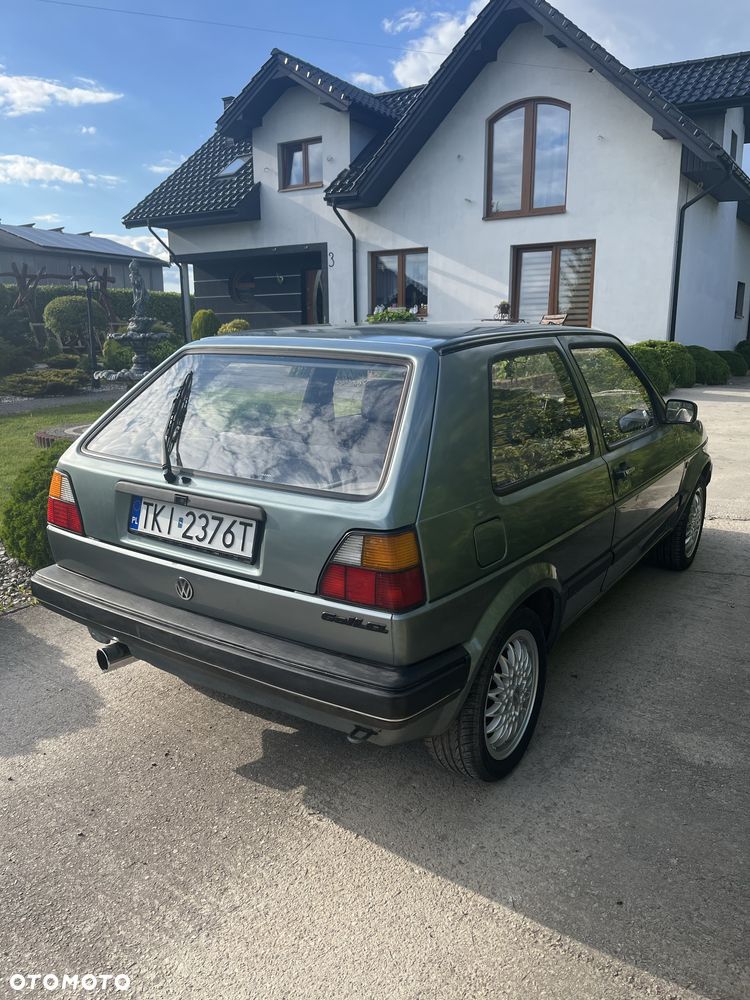 Volkswagen Golf - 5