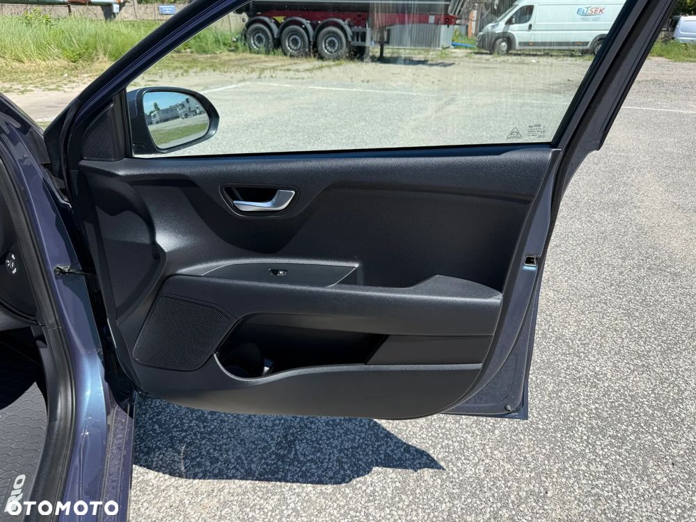 Kia Rio 1.2 Business Line - 27