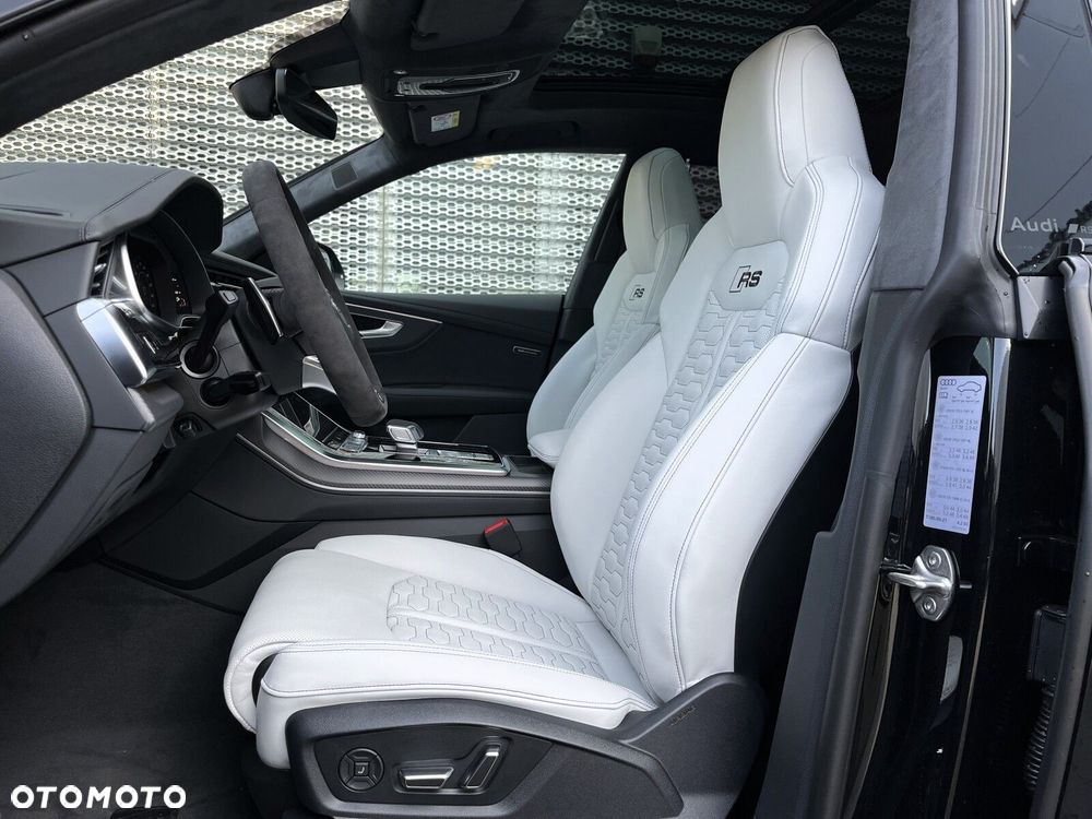 Audi RS Q8 - 5