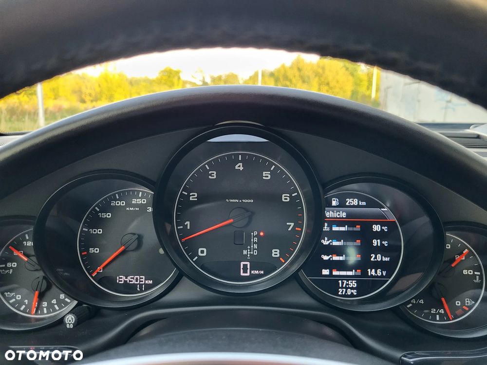 Porsche Panamera PDK - 8