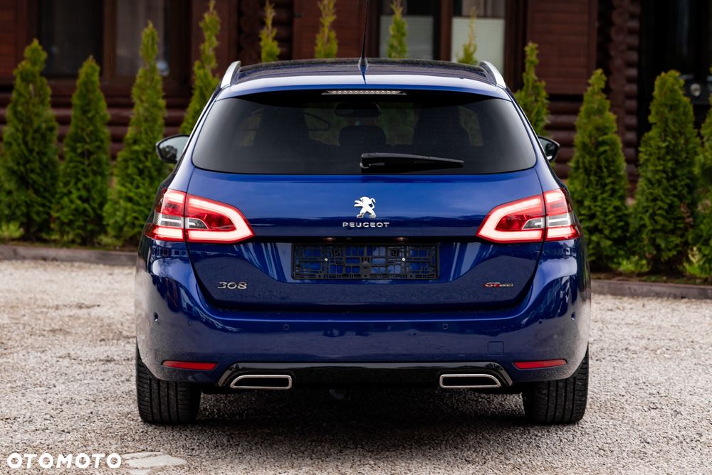 Peugeot 308 PureTech 130 EAT8 GT - 11
