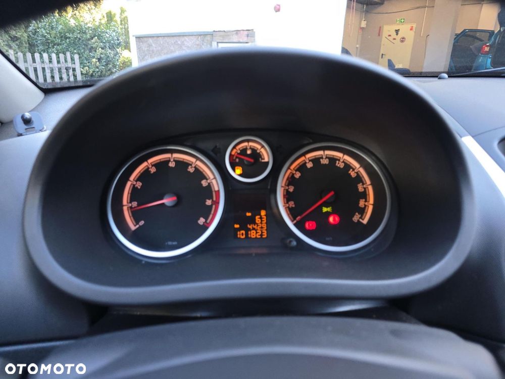 Opel Corsa 1.4 16V Enjoy - 12