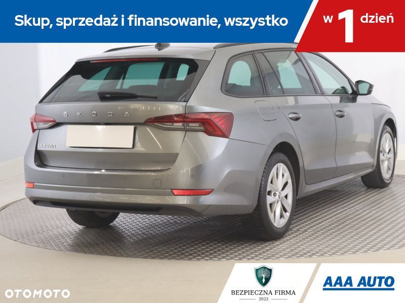 Skoda Octavia - 7