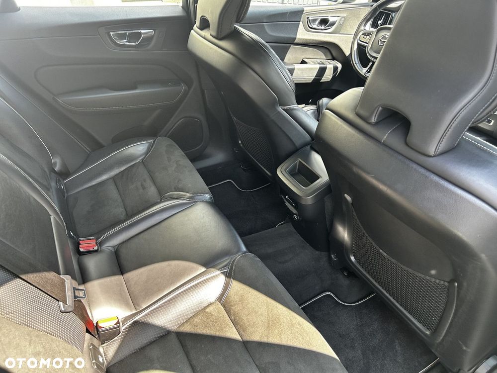 Volvo XC 60 - 16