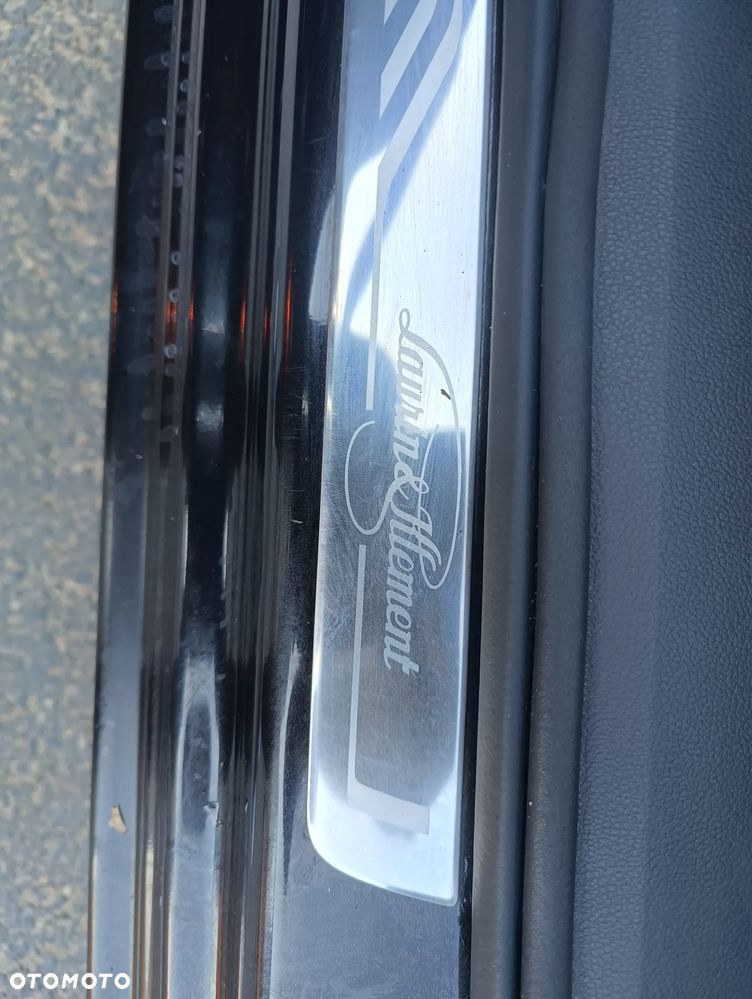 Skoda Superb 2.0 TDI DSG Premium Edition - 15