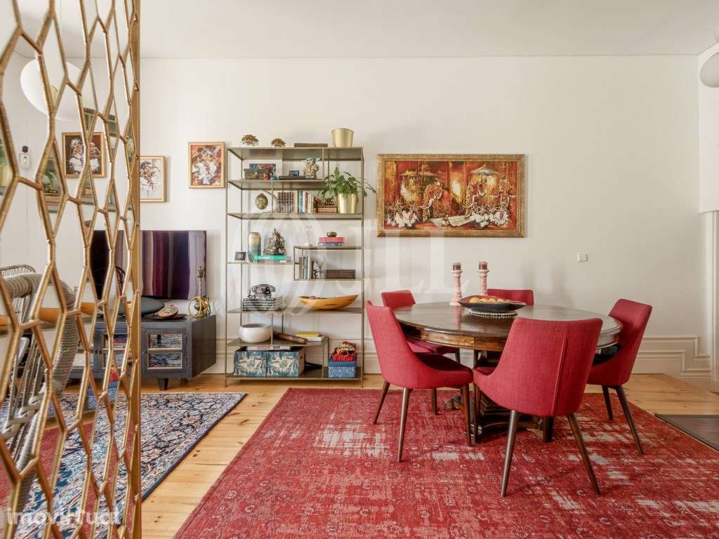 Apartamento T2+1 duplex, com jardim e pátio, no Porto - Grande imagem: 2/30