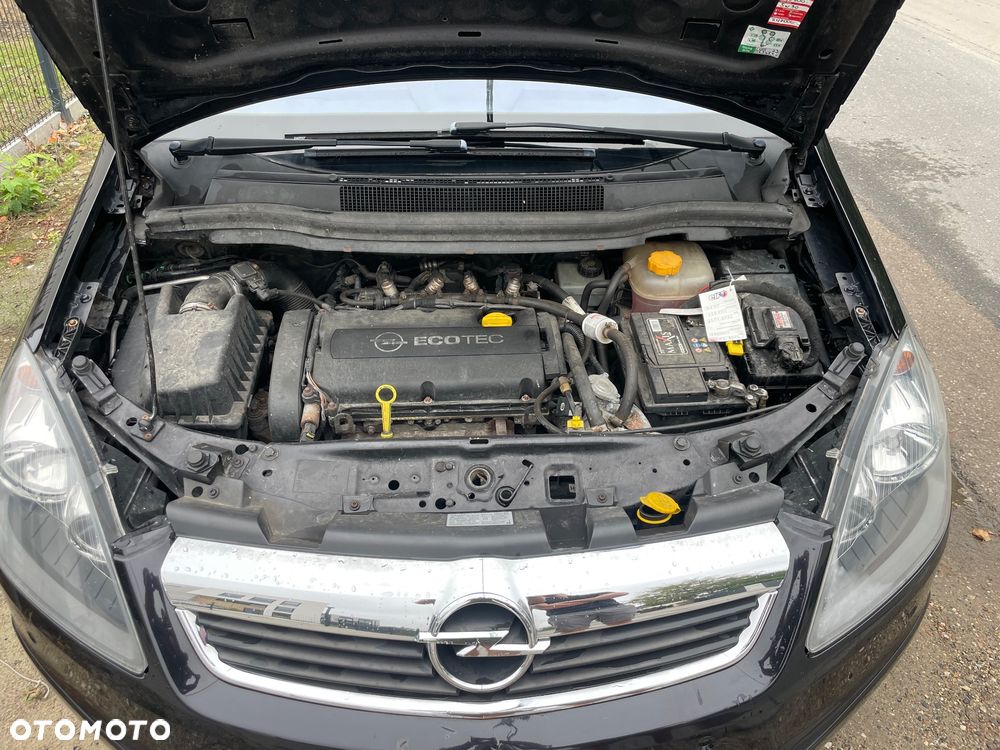 Opel Zafira - 9