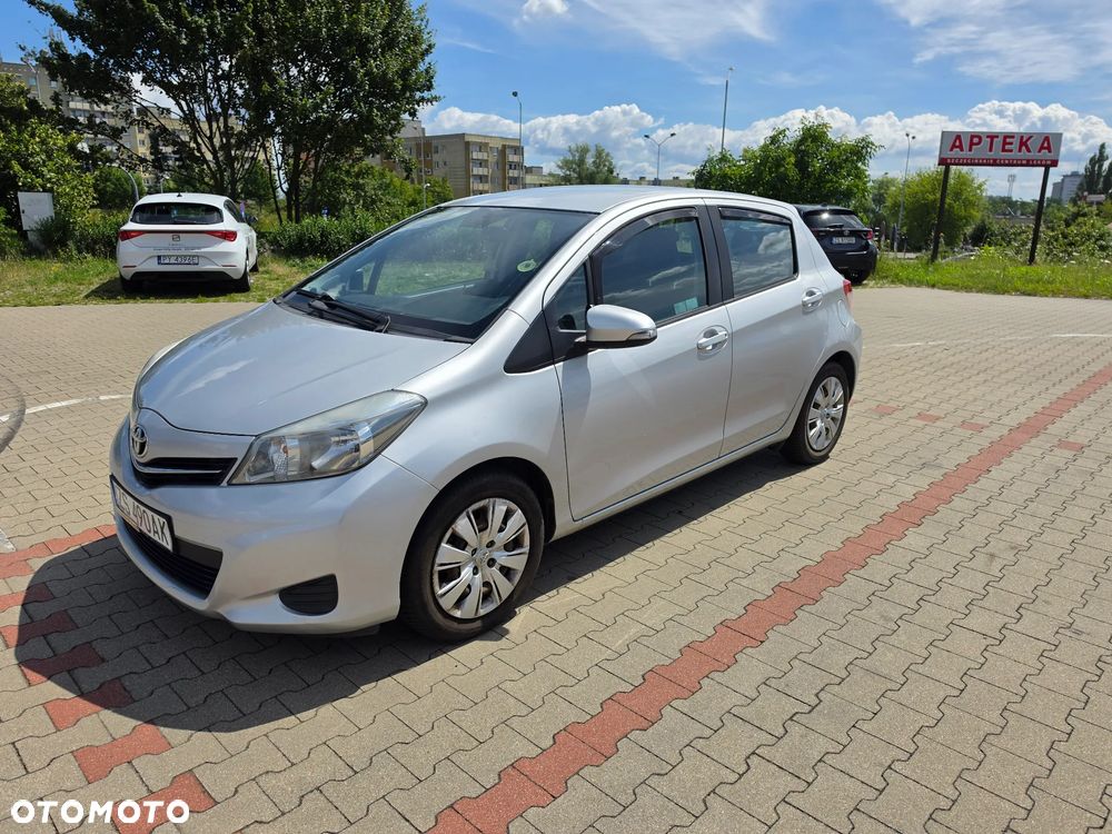 Toyota Yaris 1.0 Luna - 2