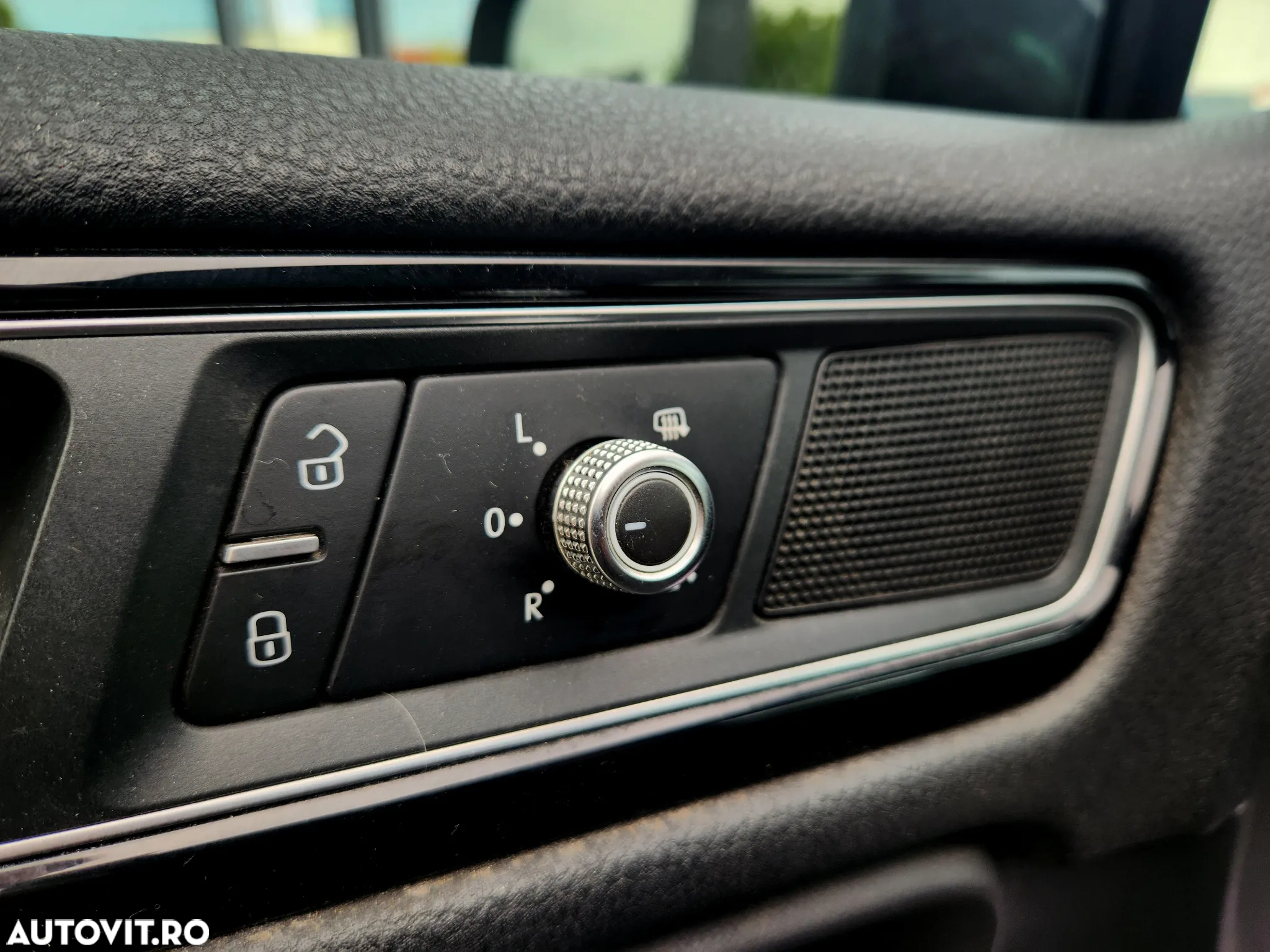 Volkswagen Touareg - 13