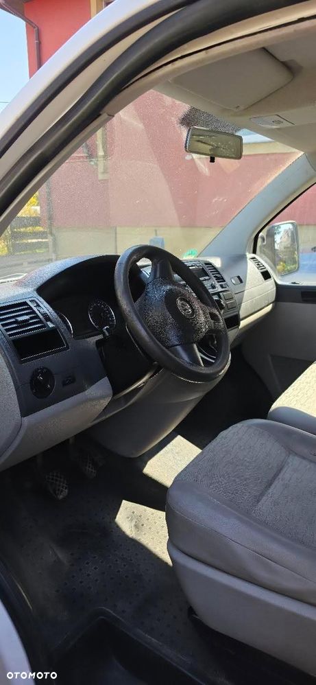 Volkswagen Transporter - 4