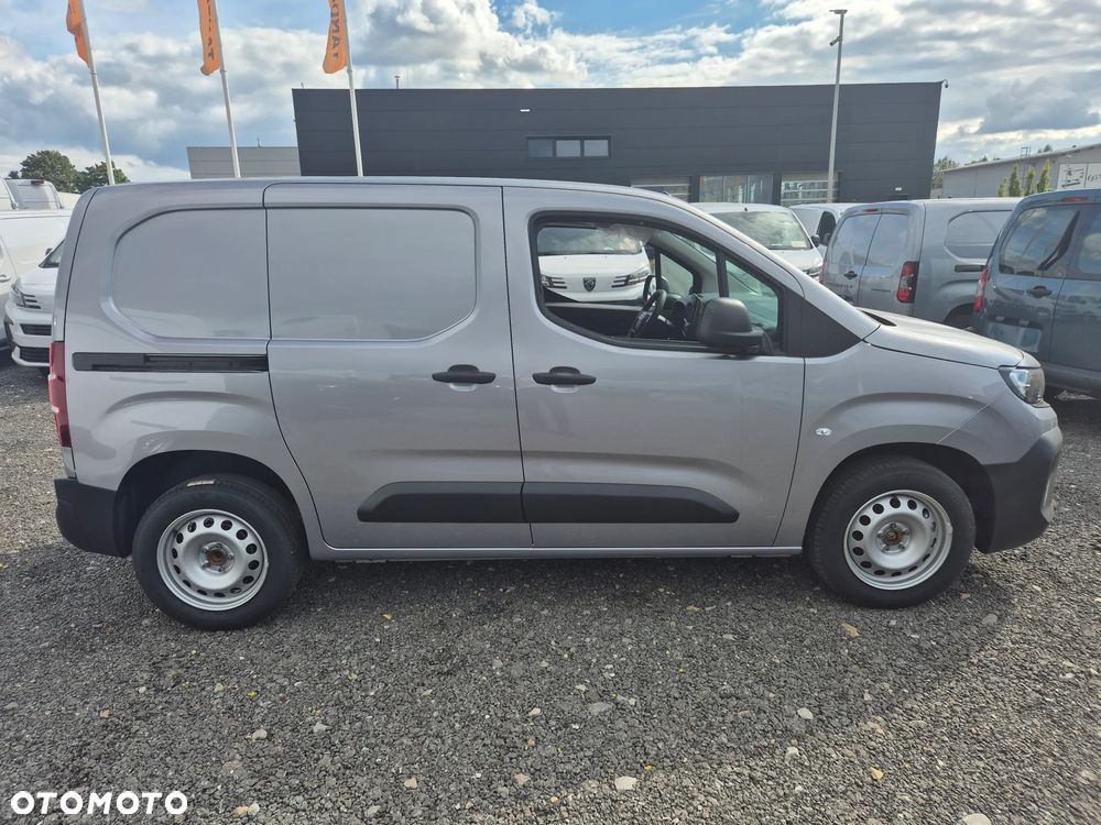 Opel Combo Cargo FURGON 3miejscowy L1 1.5 Diesel 130KM 2025 - 5