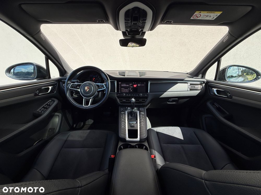 Porsche Macan - 26