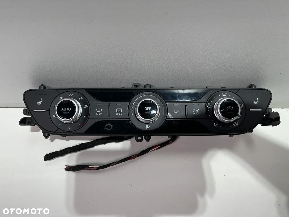 PANEL KLIMY KLIMATYZACJI AUDI A4 A5 8W 8W0820043Q - 1