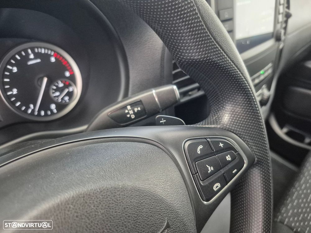 Mercedes-Benz Vito Tourer - 12