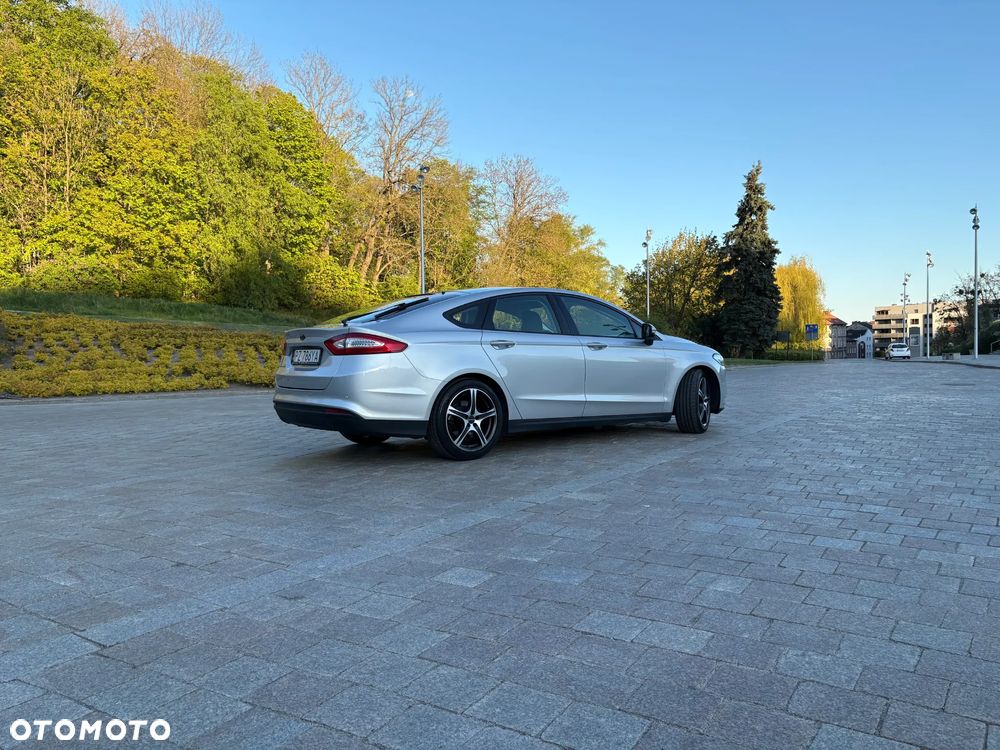 Ford Mondeo 2.0 TDCi Silver X (Amb Plus) - 4