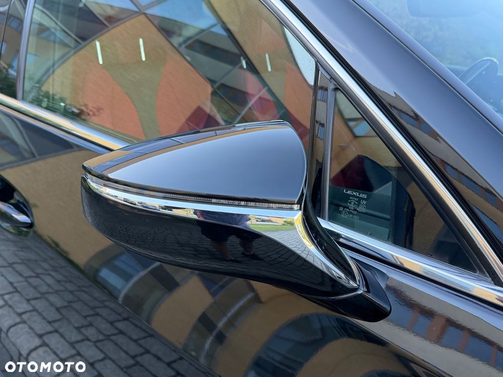 Lexus UX 200 GPF F Sport Design+ 2WD - 11