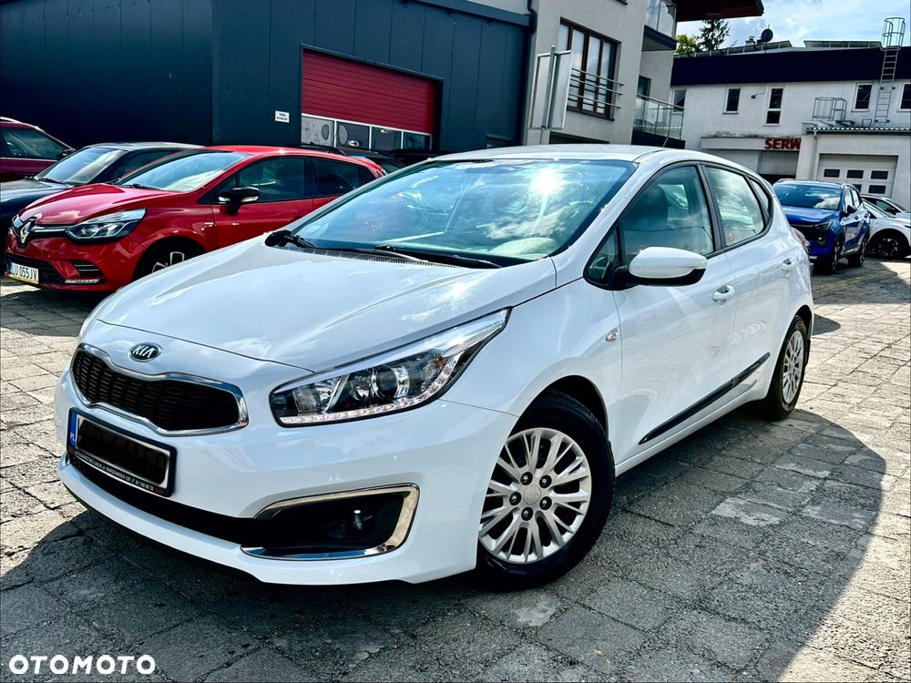 Kia Ceed - 1