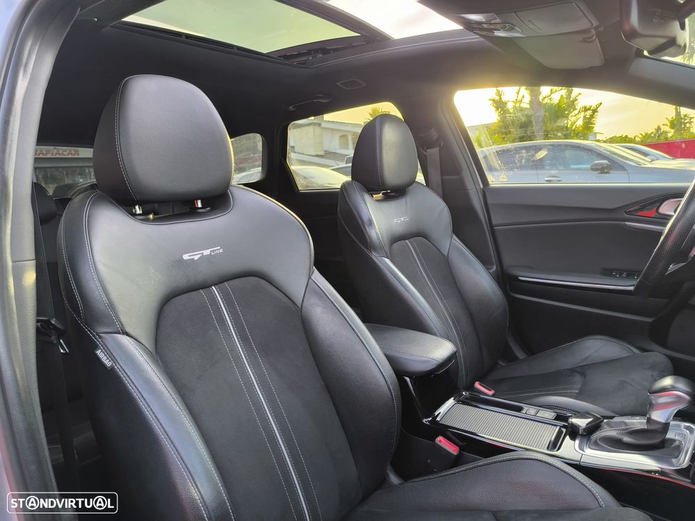 Kia Ceed 1.6 CRDi GT Line 7DCT - 28