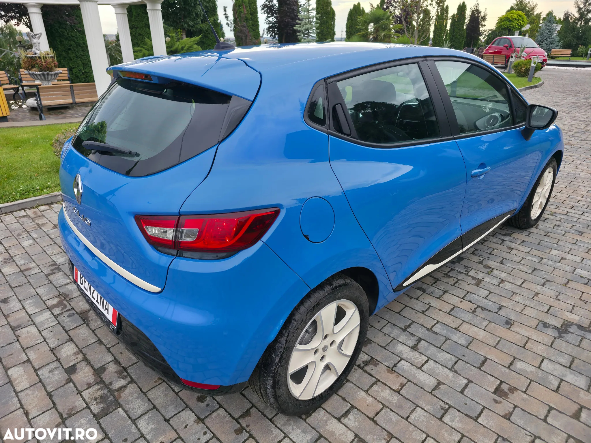 Renault Clio 1.2 16V 75 LIMITED - 6