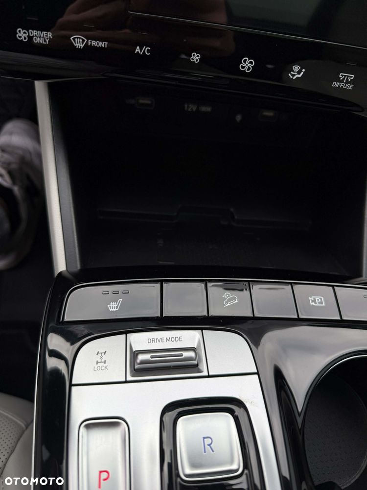 Hyundai Tucson 1.6 T-GDi HEV Smart 4WD - 18