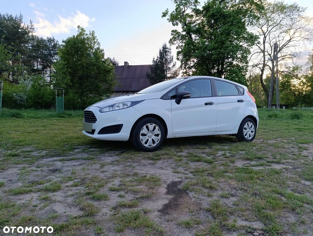 Ford Fiesta 1.5 TDCi Ambiente - 6