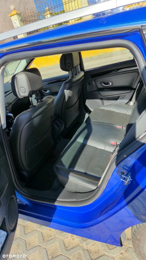 Renault Laguna 2.0 dCi Bose Edition - 8