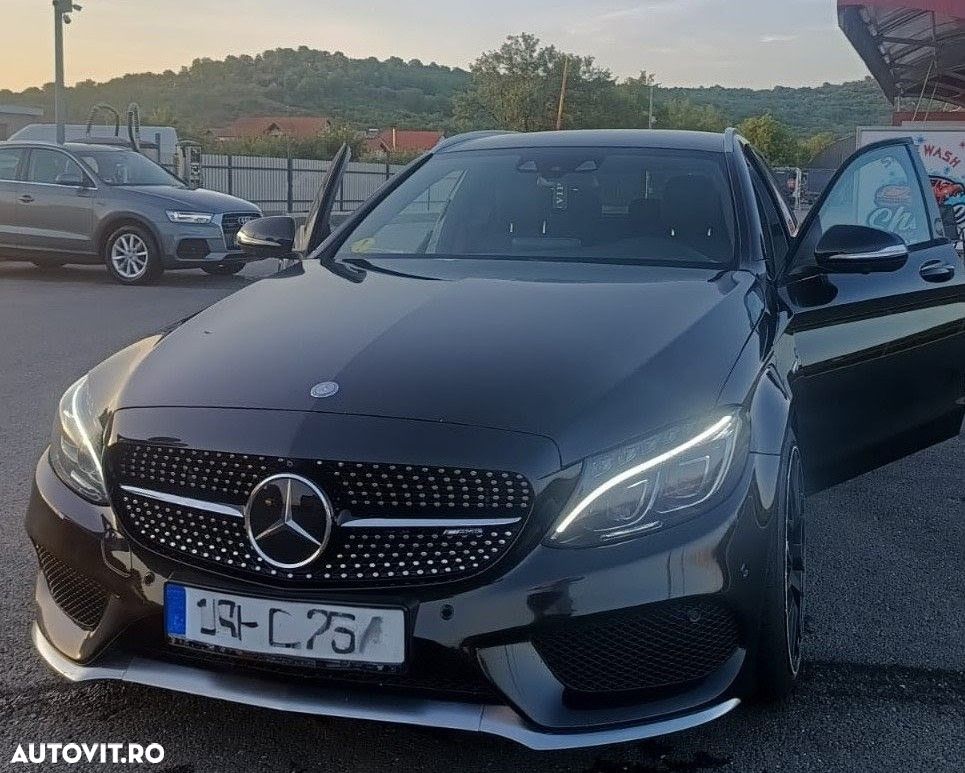 Mercedes-Benz C 43 AMG 4Matic 9G-TRONIC - 2