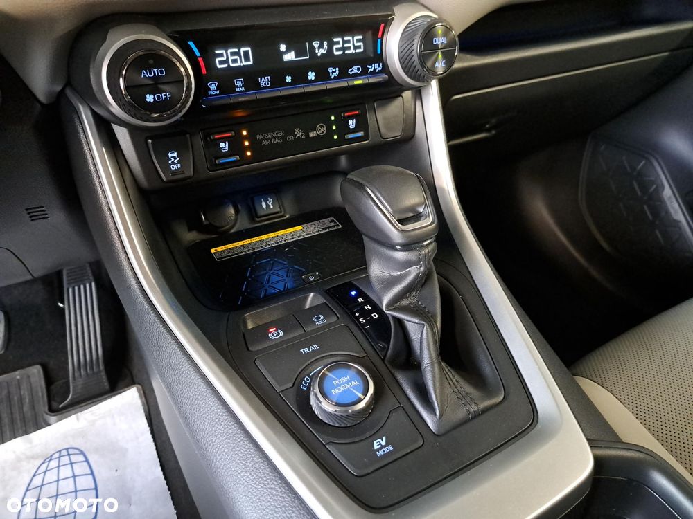 Toyota RAV4 2.5 Hybrid Executive 4x4 - 29