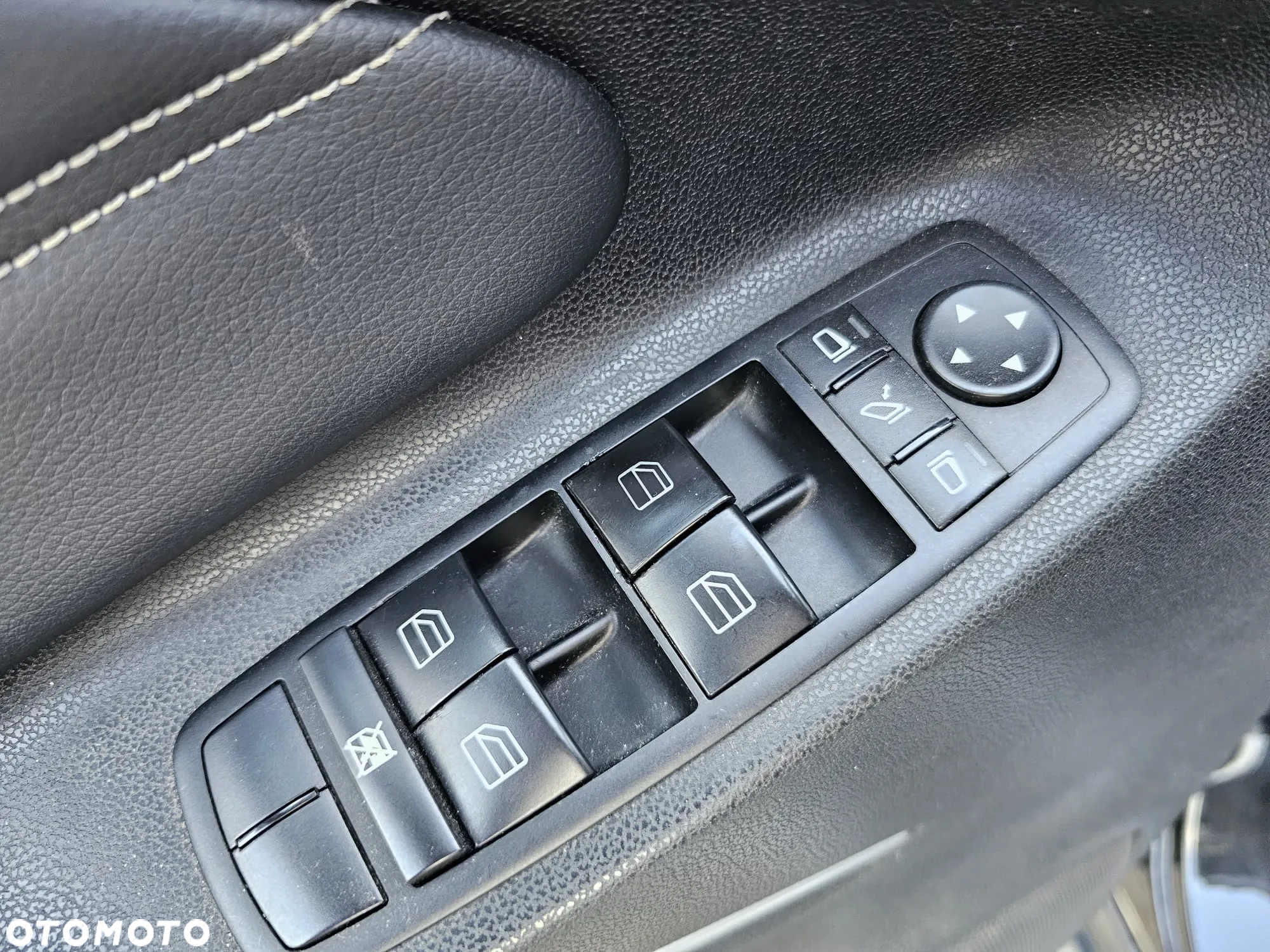 Mercedes-Benz ML 350 CDI 4-Matic - 28