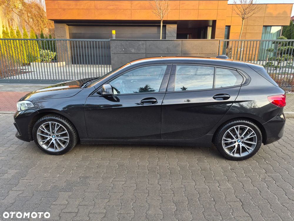BMW Seria 1 116d EfficientDynamics Edition Sport Line - 3