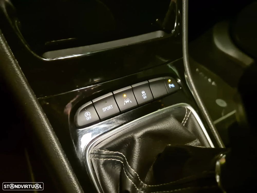 Opel Astra Sports Tourer 1.6 CDTI Innovation S/S - 24