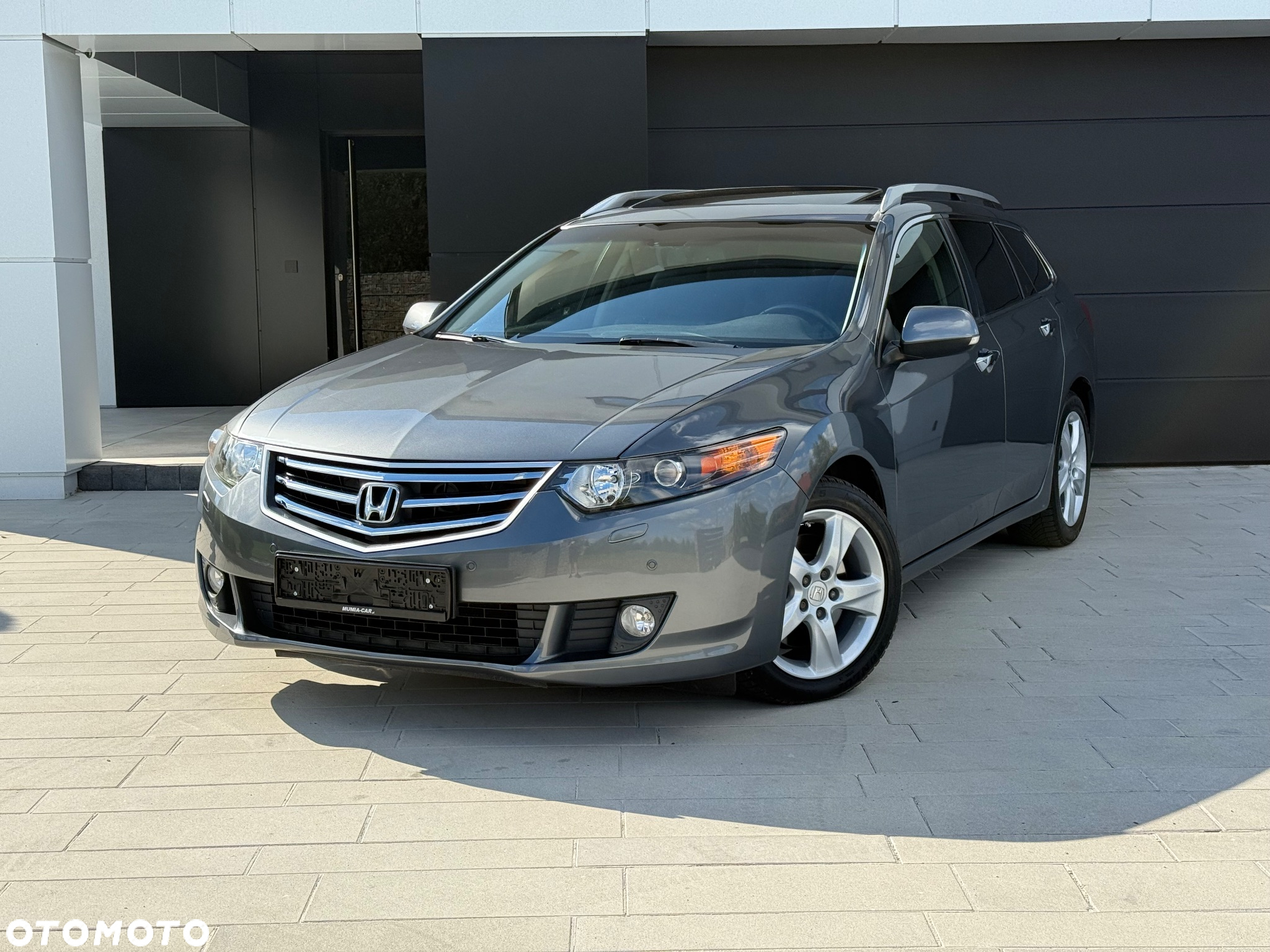Honda Accord Tourer 2.4 Automatik Executive - 19