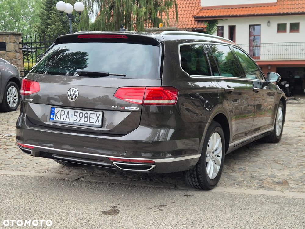 Volkswagen Passat 2.0 TDI SCR (BlueMotion Technology) DSG Highline - 6