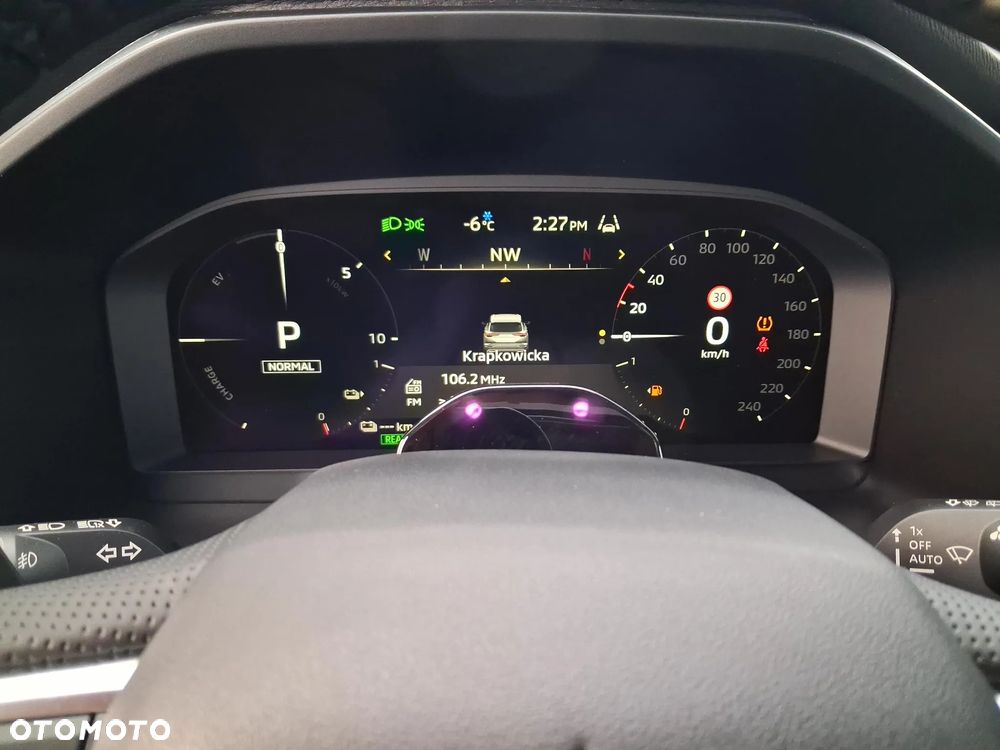 Mitsubishi Outlander Intense - 11