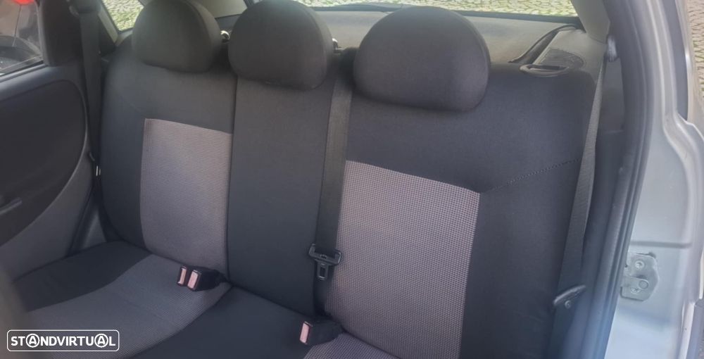 Opel Corsa 1.3 CDTI Enjoy - 11