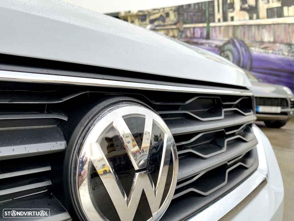 VW T-Roc 2.0 TSI OPF 4MOTION DSG - 54