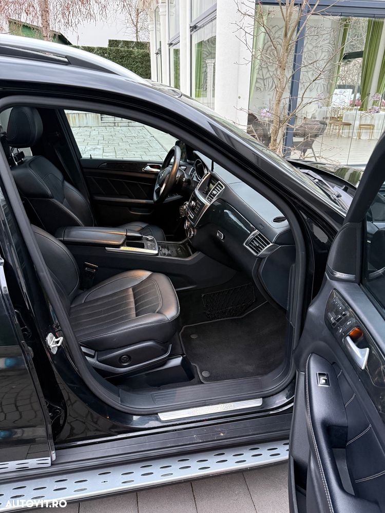 Mercedes-Benz GL - 9