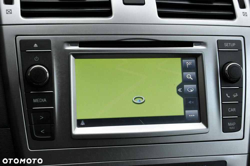 Toyota Avensis 1.8 Executive - 19