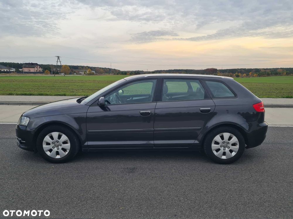 Audi A3 Sportback - 5