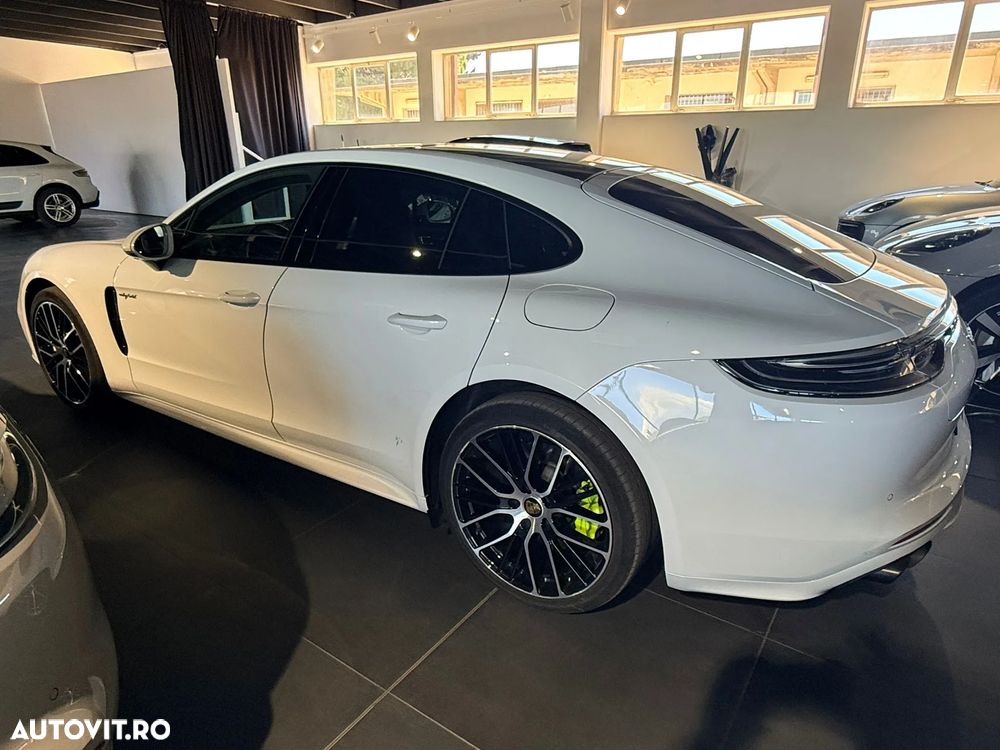 Porsche Panamera 4 E-Hybrid Platinum Edition - 5