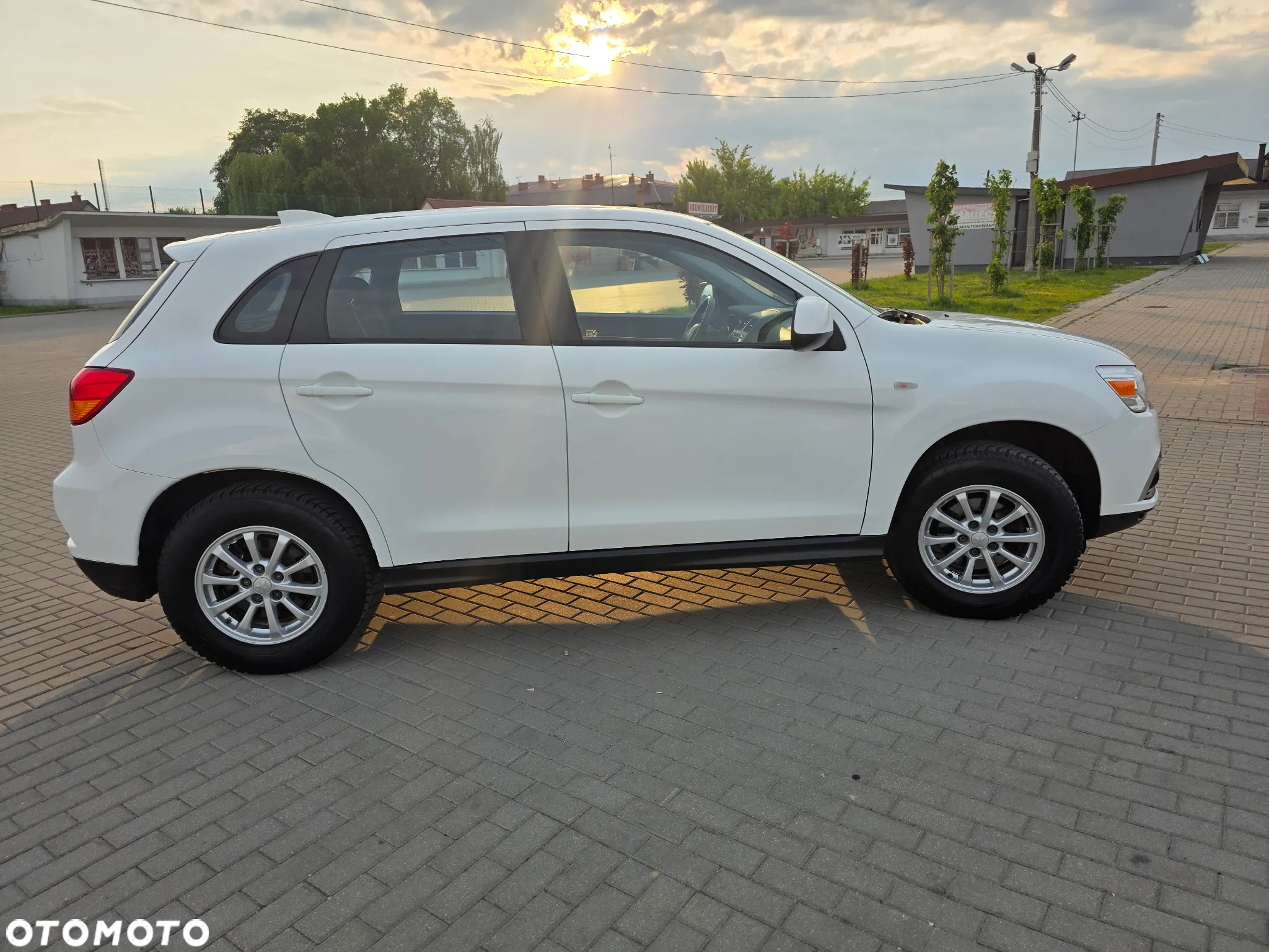 Mitsubishi ASX 1.6 2WD Comfort Edition - 11