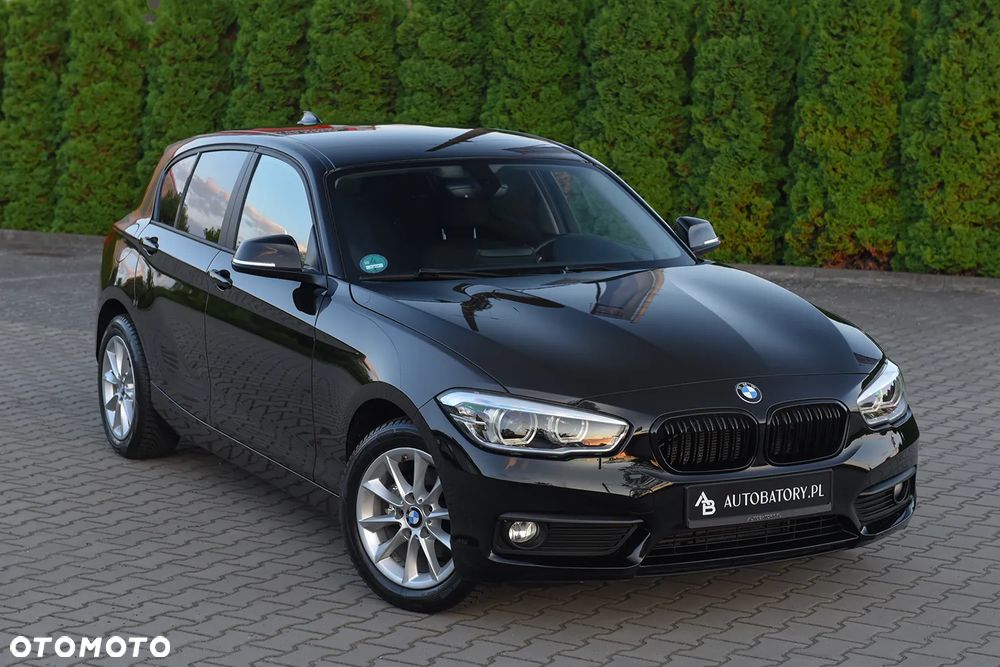 BMW Seria 1 116i - 25