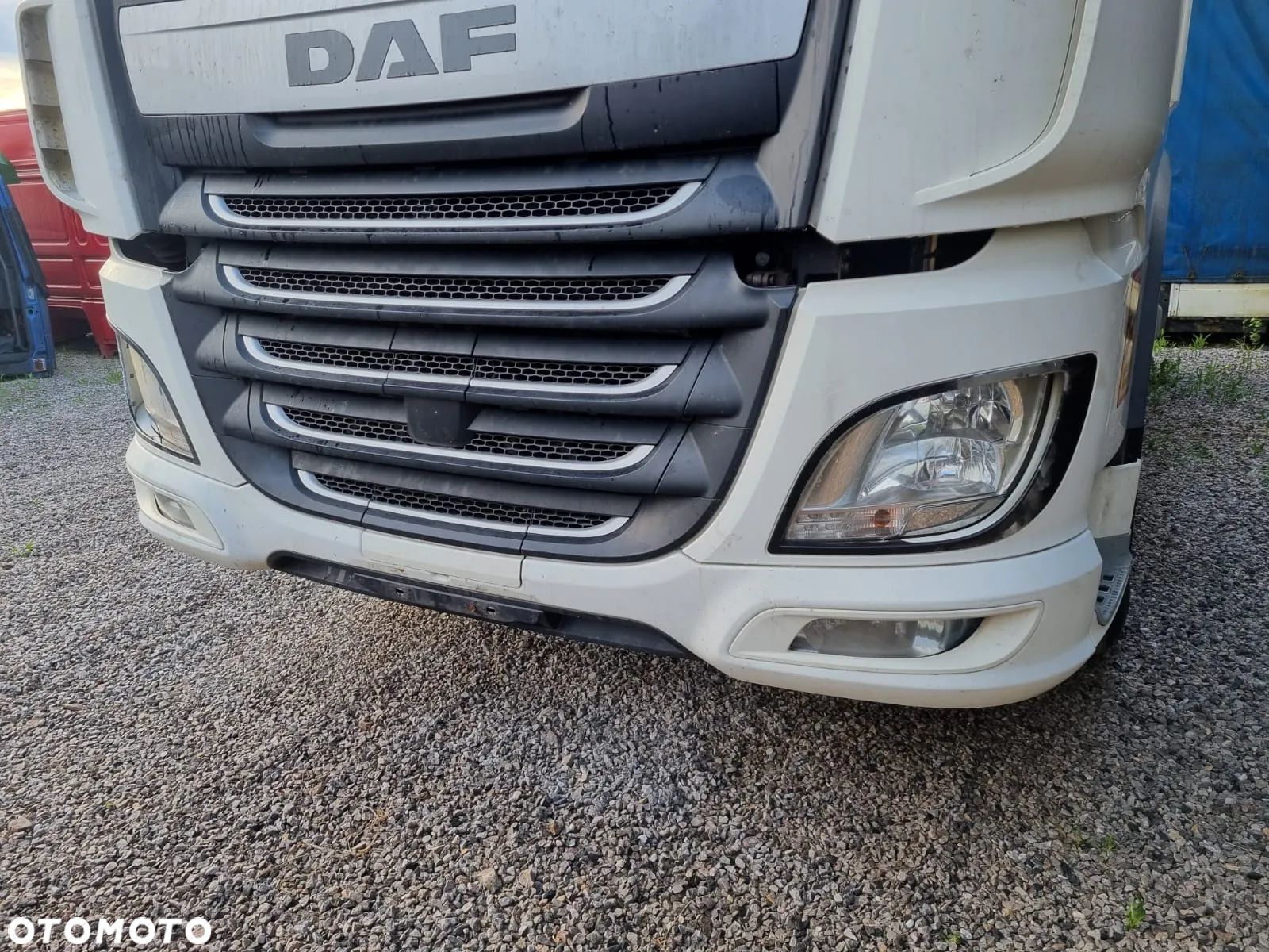 ZDERZAK ATRAPA PRZÓD KOMPLET DAF XF 106 EURO 6 - 1
